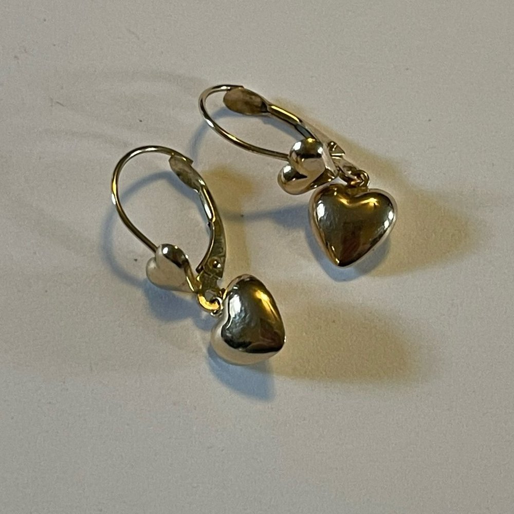 Puffed heart earrings